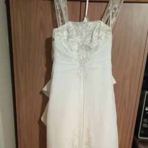 White wedding dress with crystal boddice david brd